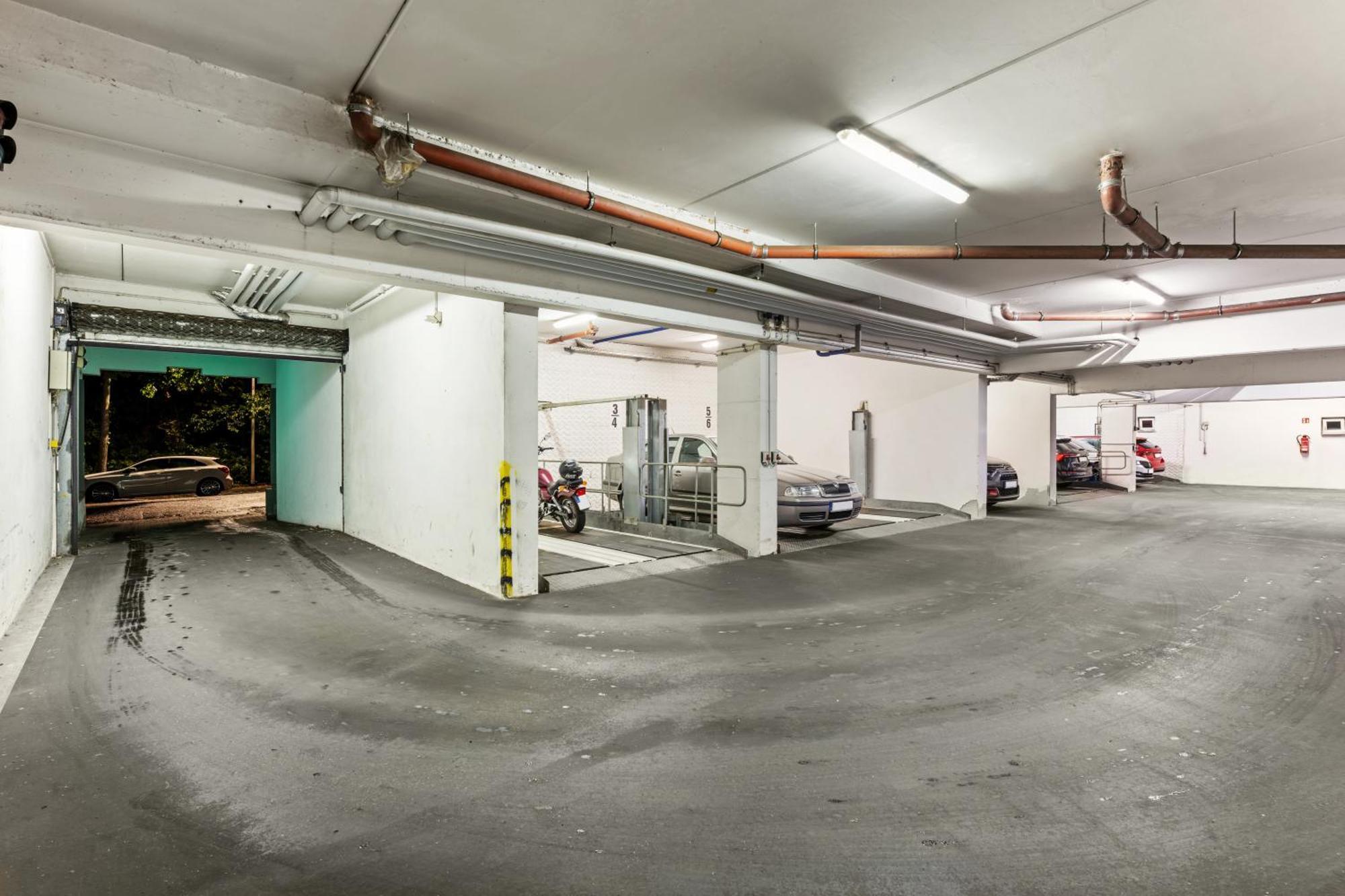 Edler Wohnraum Schwanenteich-Suite Mit Balkon, Kaffeevollautomat, Lift & Parkplatz Zwickau Bagian luar foto