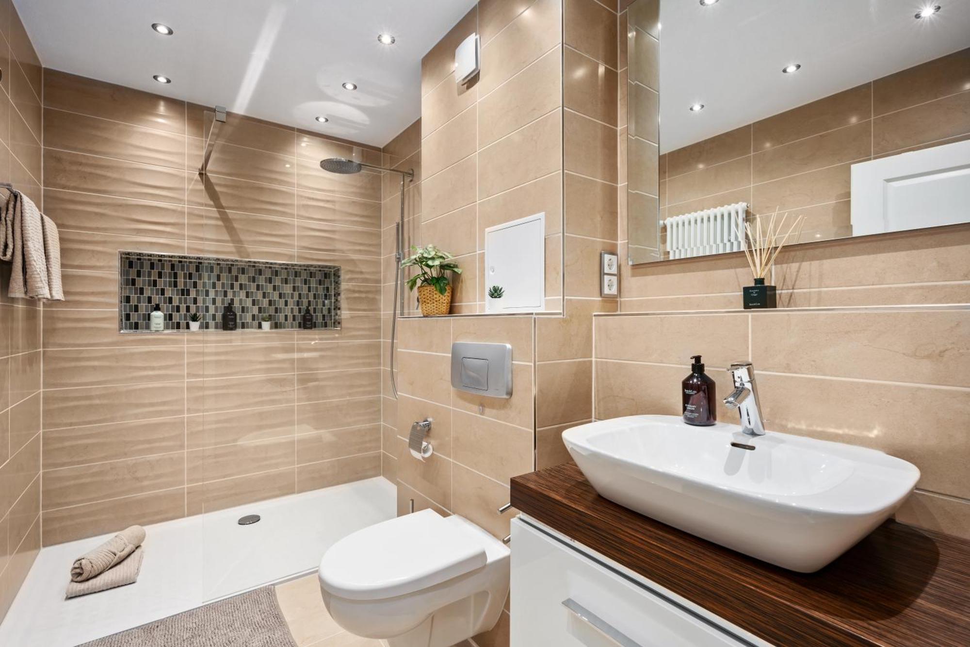 Edler Wohnraum Schwanenteich-Suite Mit Balkon, Kaffeevollautomat, Lift & Parkplatz Zwickau Bagian luar foto