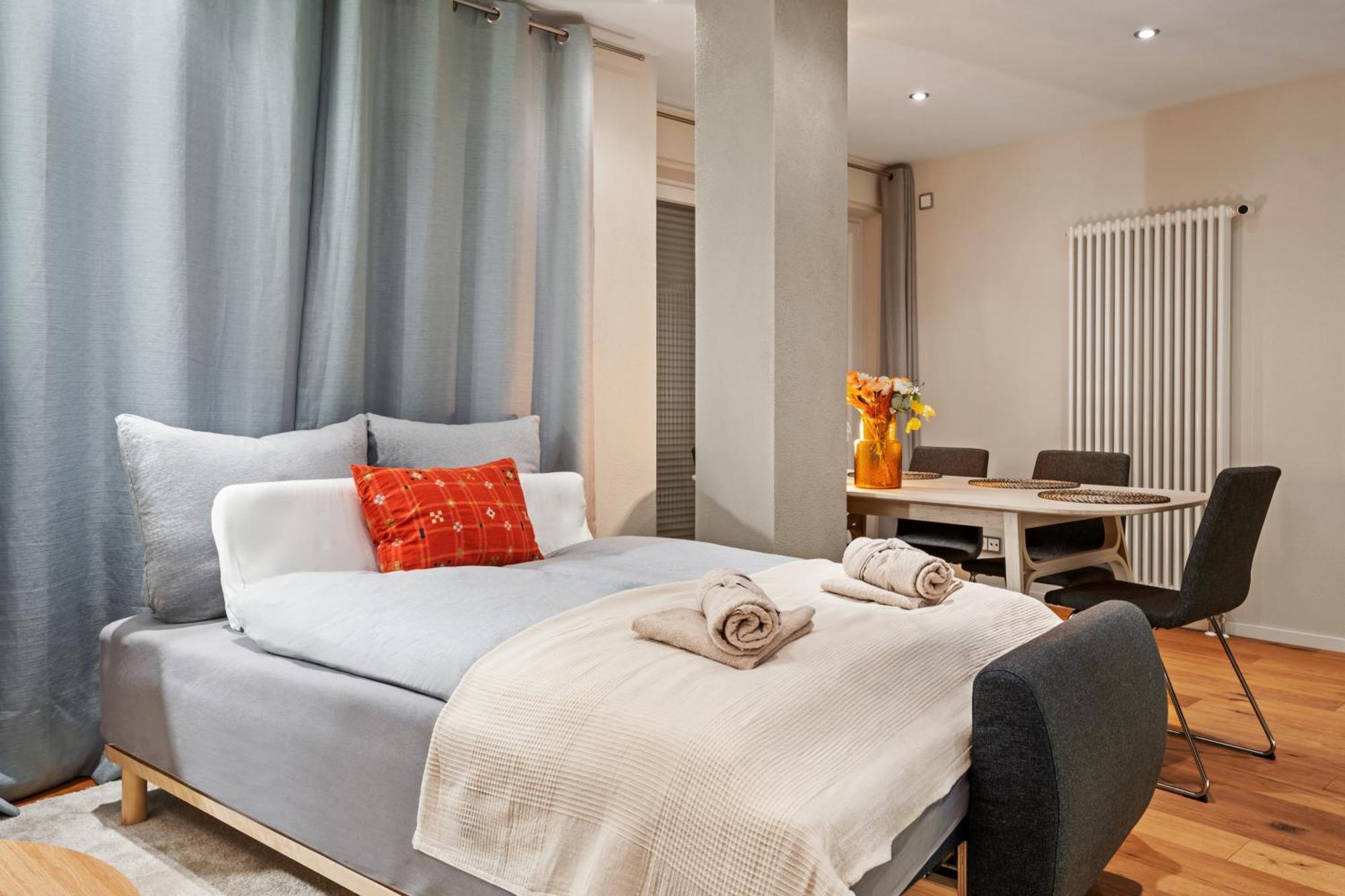 Edler Wohnraum Schwanenteich-Suite Mit Balkon, Kaffeevollautomat, Lift & Parkplatz Zwickau Bagian luar foto